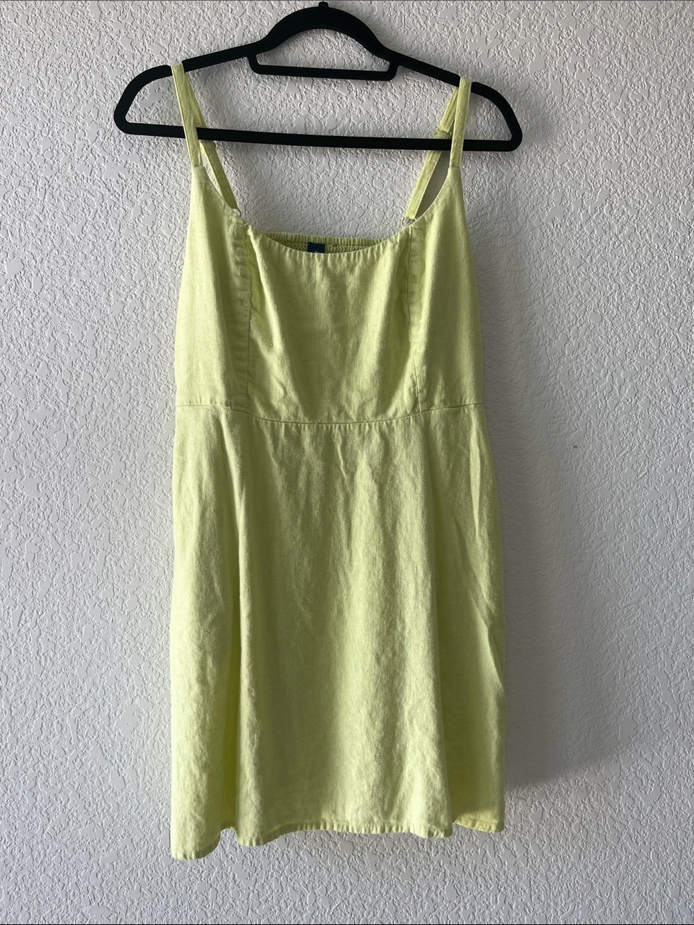 Women’s Lightweight Lime Green Spaghetti Strap Dress linen MP side pockets